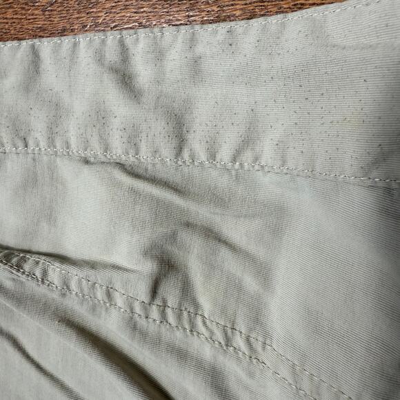 Helly Hansen Men Quick Dry Shorts SZ 40 Khaki Pocket Fishing Boating Beach - Picture 10 of 10